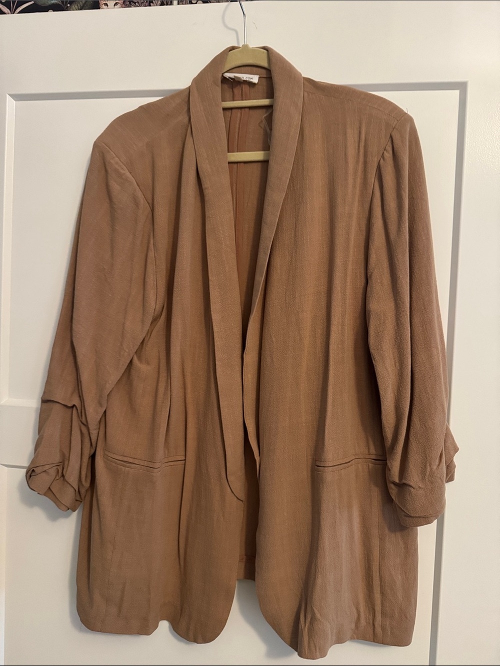 Relaxed Open-Front Women's Jacket in Camel